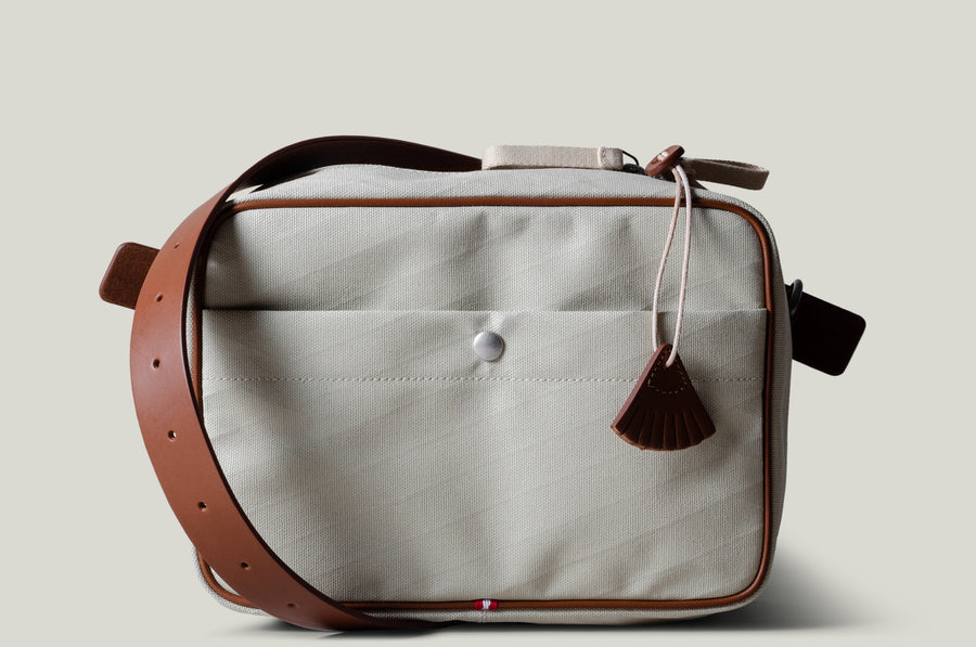 Regular Crossbody Bag . Natural