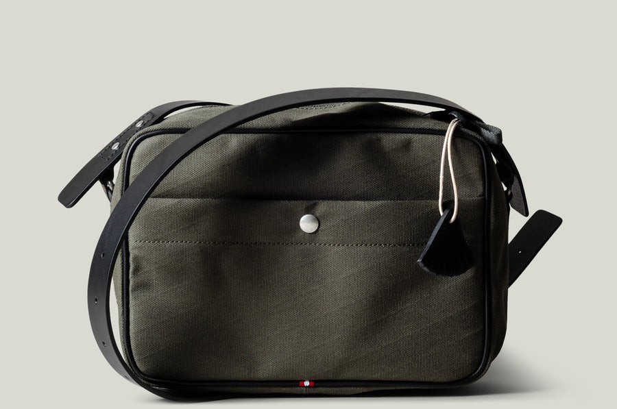 Regular Crossbody Bag . Forest