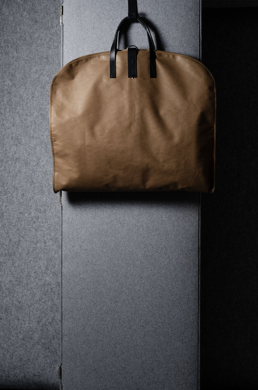 Undercover Garment Bag . Brownish