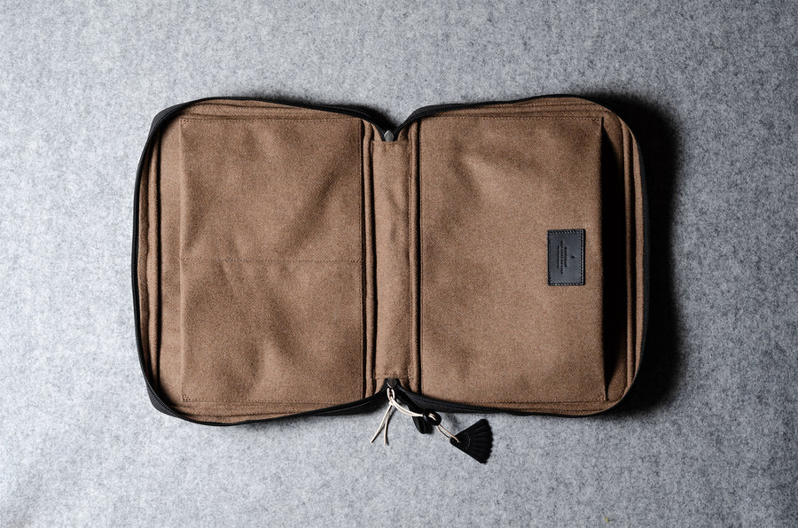 Proper Laptop Bag . Charcoal
