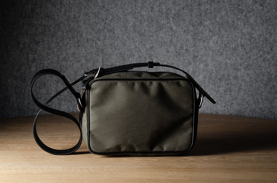 Regular Crossbody Bag . Forest